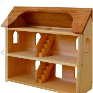 Elves & Angels Seri’s Deluxe Dollhouse, Waldorf style. Made in Maine.